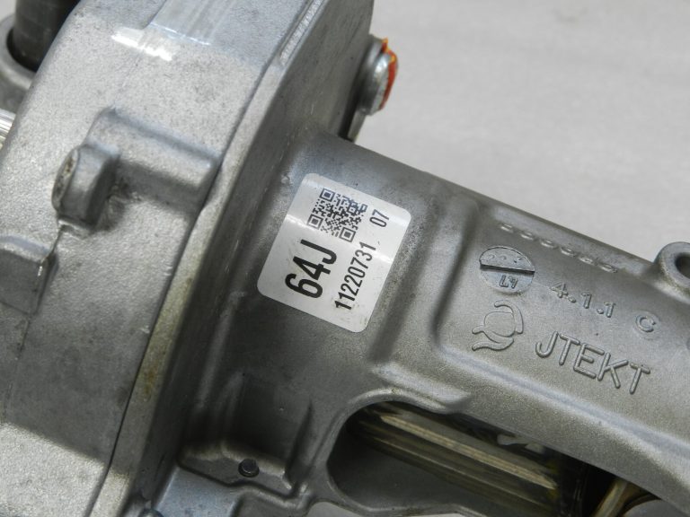 OEM Toyota Yaris IV (XP210) Elektriskā stūres statne 4520A0D590, 4520A-0D590