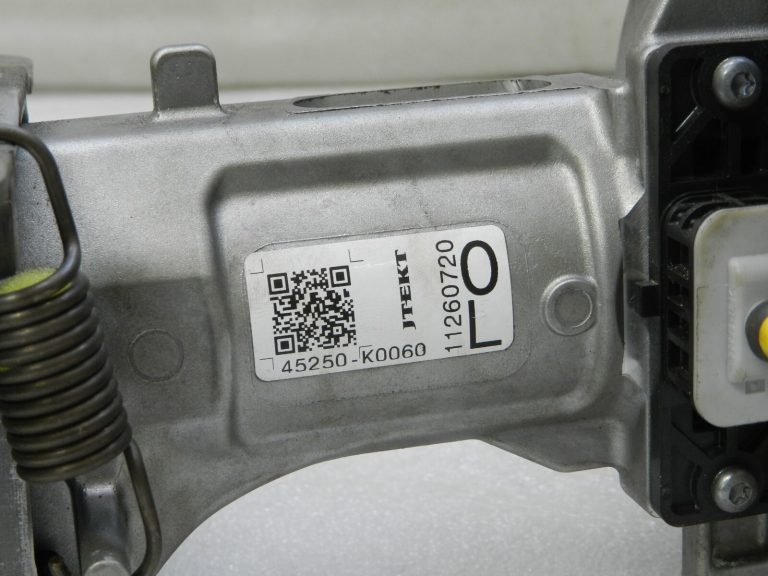 OEM Toyota Yaris IV (XP210) Elektriskā stūres statne 4520A0D590, 4520A-0D590