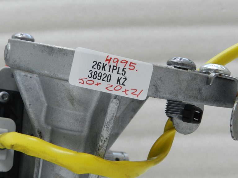 OEM Toyota Yaris IV (XP210) Elektriskā stūres statne 4520A0D590, 4520A-0D590