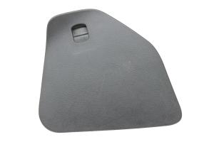 Oriģinālais Opel Antara instrumentu paneļa vāks priekšējā labajā kāju zonā 96820002