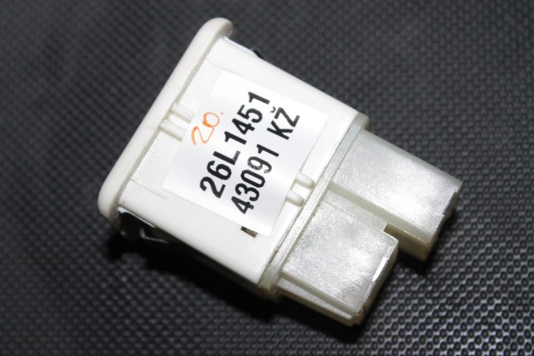 Oriģinālais Opel Antara USB AUX savienojuma ligzda 20870101, 4819736