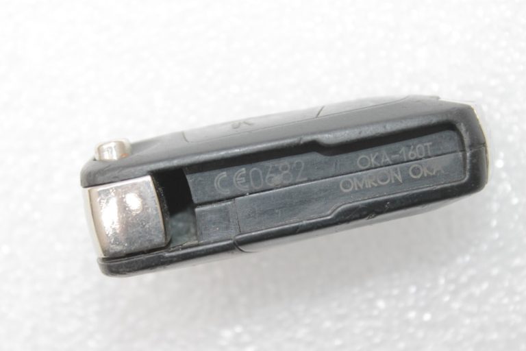 Oriģinālā Opel Antara tālvadības atslēga 433MHz 93191008, 4809900