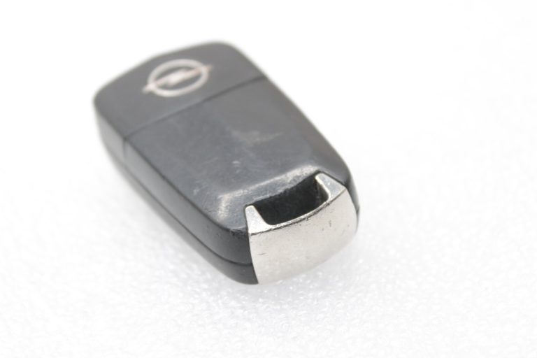 Oriģinālā Opel Antara tālvadības atslēga 433MHz 93191008, 4809900