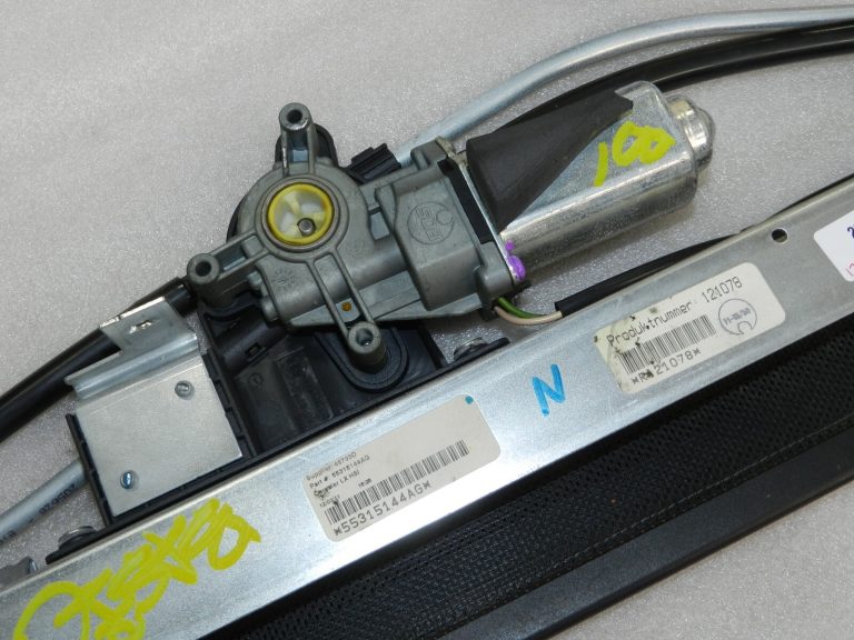 Lancia Thema II Aizmugurējā žalūzijas 68302685AA, 68302685AB