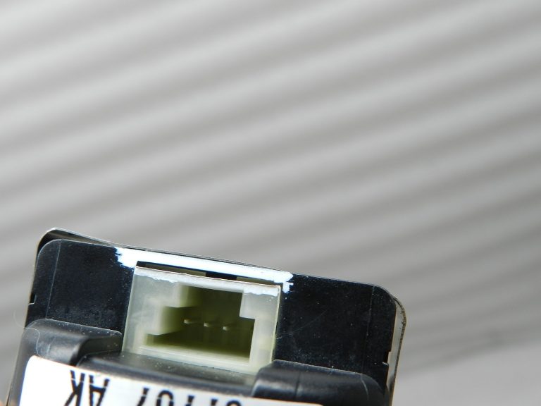 Mercedes W204 W212 Oriģinālais lietus sensors Gaismas sensors Lietus gaismas sensors