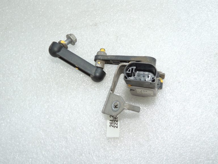 Volvo XC90 II Priekšējais labais līmeņa sensors Līmeņa sensors 31360329 32246992