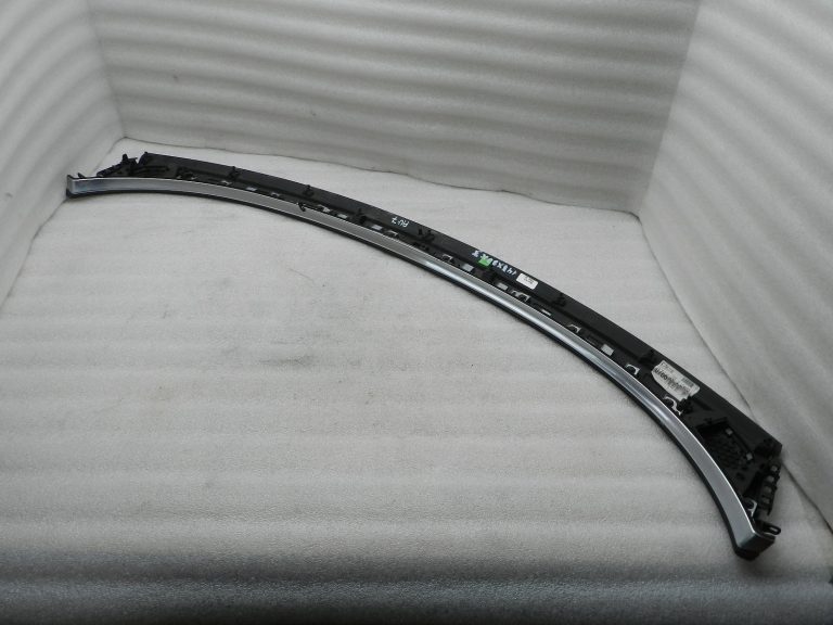 Audi A6 oriģināls paneļu apšuvums Dashboard Sill Scraped!!!!!!