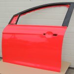 Ford Focus III durvju priekšējā kreisā riteņu sarkana 2147846 PBM51-A20125-BF