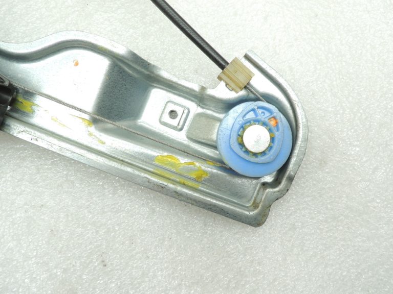 Opel Zafira C Aizmugurējā labā loga regulators Manuālā 13369288 13260140 Mehāniskā