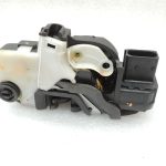 Opel Insignia A Astra J Zafira C Aizmugures labās puses durvju slēdzene 13579566