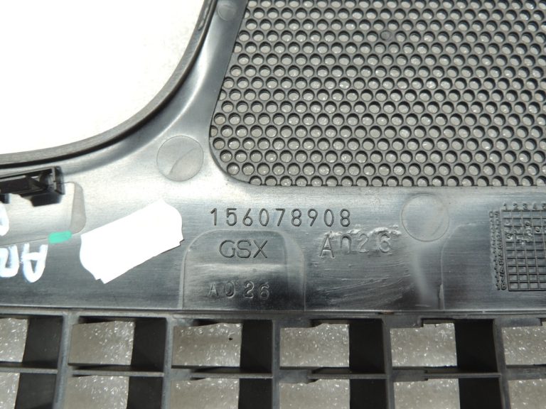 Alfa Romeo Giulietta 940 augšējā centrālā paneļa režģa apdare 156091894