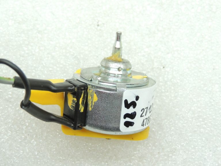Alfa Romeo Giulietta 940 stūres bloķēšanas solenoīda bloķēšanas solenoīda spole 50525551