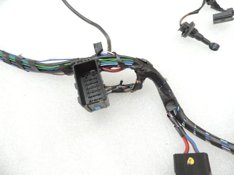 Alfa Romeo Giulietta 940 gaisa kondicionēšanas vadības bloks sildītāja ventilatora vadu instalācija 77366587