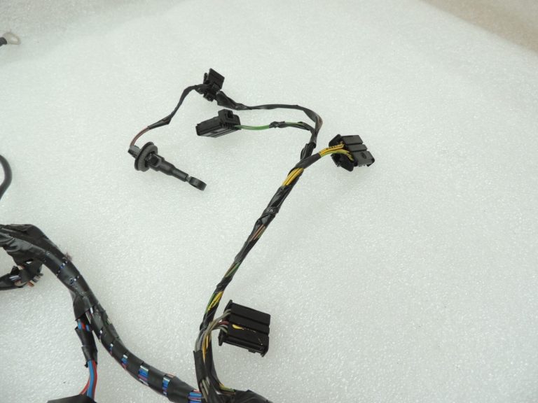 Alfa Romeo Giulietta 940 gaisa kondicionēšanas vadības bloks sildītāja ventilatora vadu instalācija 77366587