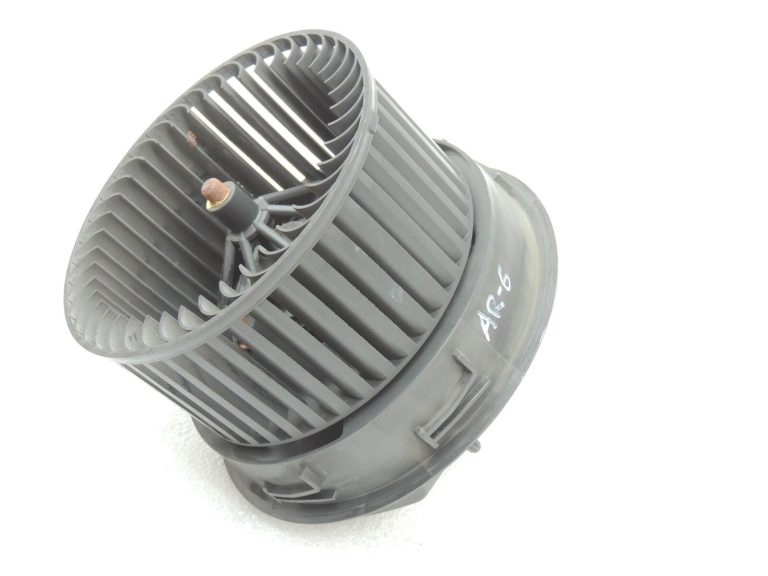 Oriģinālā aprīkojuma Alfa Romeo Giulietta 940 salona sildītāja ventilators T1009507L 77365569