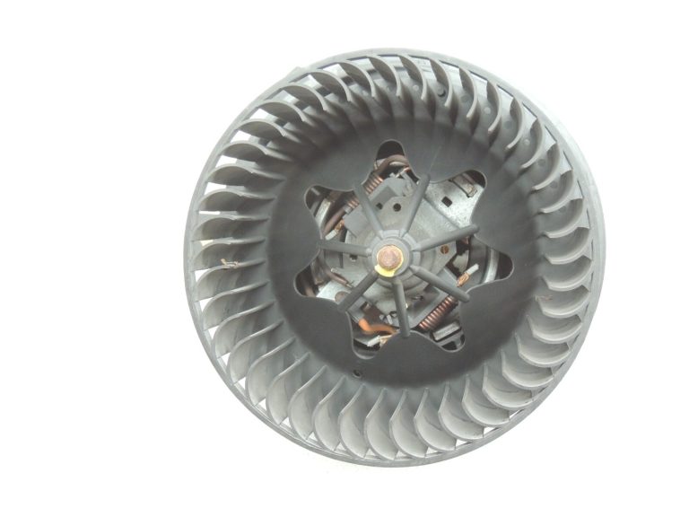 Oriģinālā aprīkojuma Alfa Romeo Giulietta 940 salona sildītāja ventilators T1009507L 77365569