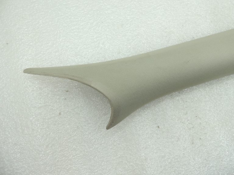 Opel Zafira C Priekšējais labās A-svārstgstikla vāks Light Titanium 20893074