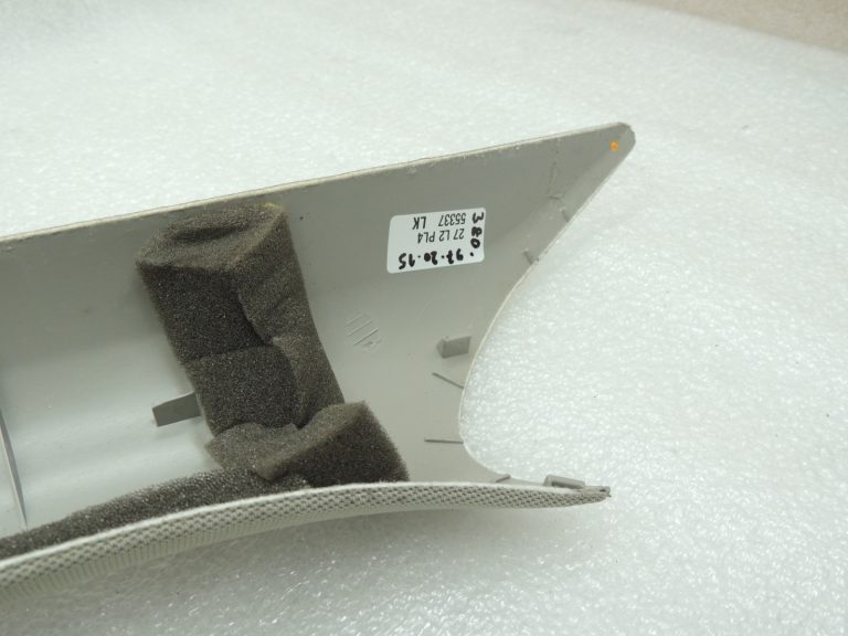 Opel Zafira C Priekšējais labās A-svārstgstikla vāks Light Titanium 20893074