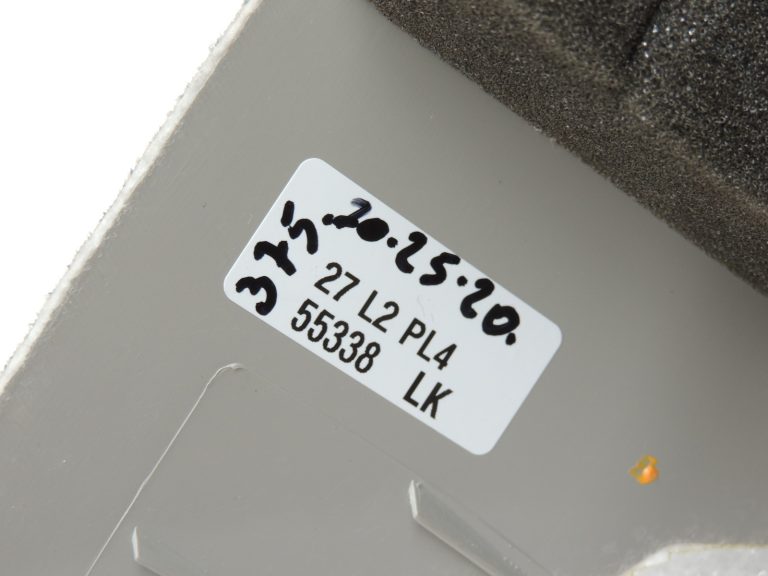 Opel Zafira C Priekšējais kreisais A-svārstītāja pārsegs Light Titanium 39039149