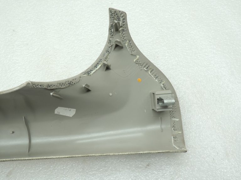 Opel Zafira C Priekšējais kreisais A-svārstītāja pārsegs Light Titanium 39039149