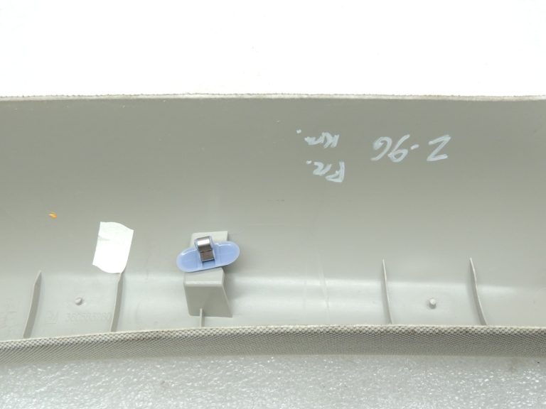 Opel Zafira C Priekšējais kreisais A-svārstītāja pārsegs Light Titanium 39039149