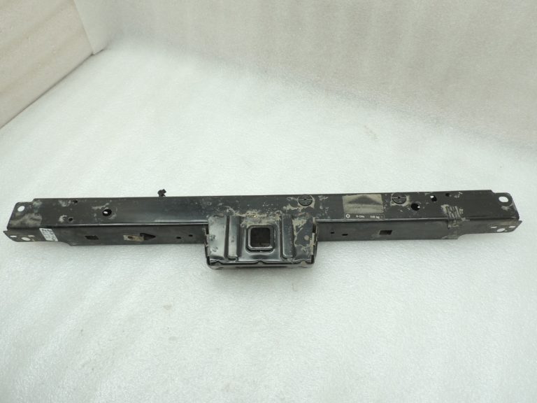 Opel Zafira C Priekšējā radiatora augšējā šķērssija 20782429 13426283