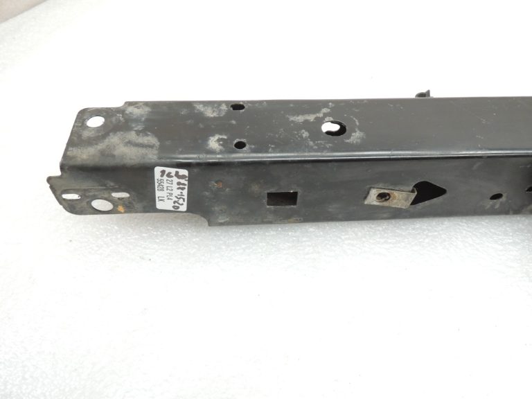 Opel Zafira C Priekšējā radiatora augšējā šķērssija 20782429 13426283
