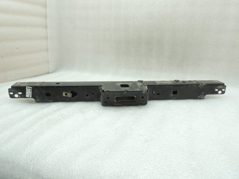 Opel Zafira C Priekšējā radiatora augšējā šķērssija 20782429 13426283