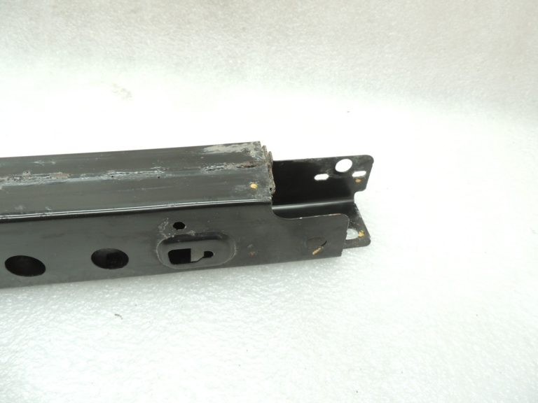 Opel Zafira C Priekšējā radiatora augšējā šķērssija 20782429 13426283