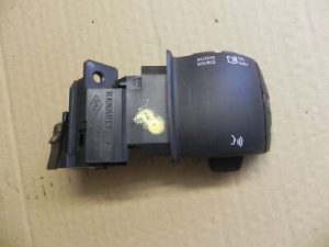 Renault Laguna III stūres vadības ierīces Radio kontroles slēdzis 255520003R