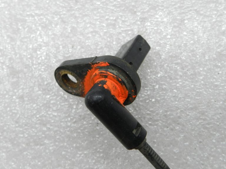 Nissan X-Trail Oriģinālais ABS sensors aizmugurējais labais