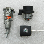 Skoda Octavia II oriģinālo atslēgu komplekts 8E0998855C 1Z0898167D