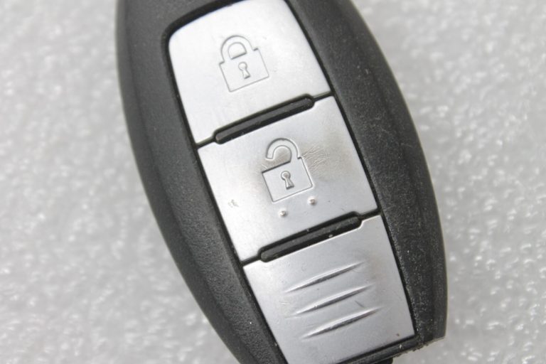 Oriģināla Nissan Qashqai J11 tālvadības pults atslēga 433,92 MHz 285E34CB0A