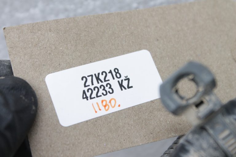 Oriģināla Nissan Qashqai J11 stāvbremžu instalācija 241514EA0B, 24151 4EA0B