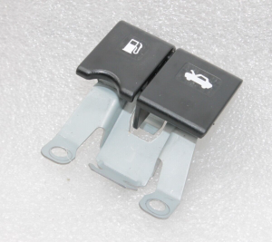 Ручка открывания лючка бензобака / капота Nissan Qashqai J11 846104EA0A, 84610 4EA0A