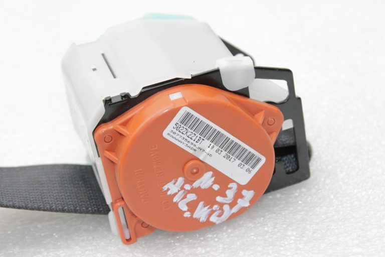 Nissan Qashqai J11 Drošības josta aizmugurējā centrālā 888544EA0A, 88854 4EA0A