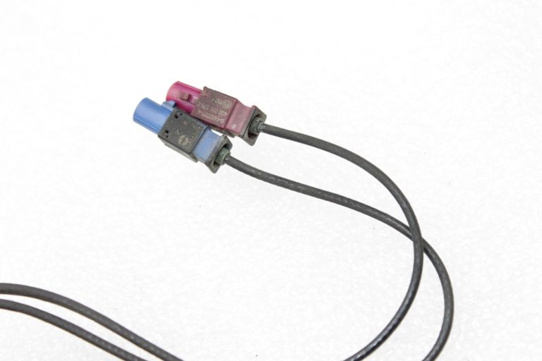 Oriģinālā Volkswagen Sharan 7N Touareg 7P jumta antena 7N0035507B