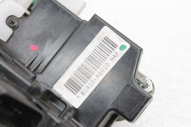 Oriģināls Hyundai i30 GD aizmugurējo kreiso durvju slēdzene 81410-A6010, 81410A6010