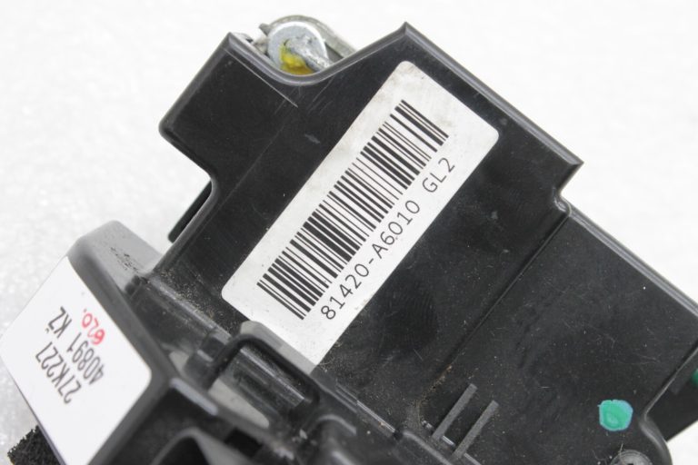 Oriģinālā Hyundai i30 GD aizmugurējā labā durvju slēdzene 81420-A6010, 81420A6010