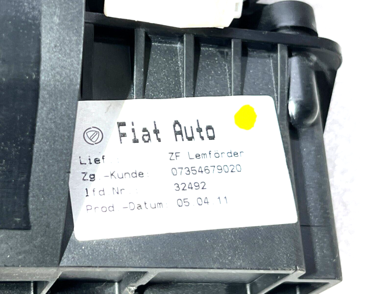 Fiat Doblo II pārnesumu pārslēgšanas mehānisms 07354679020
