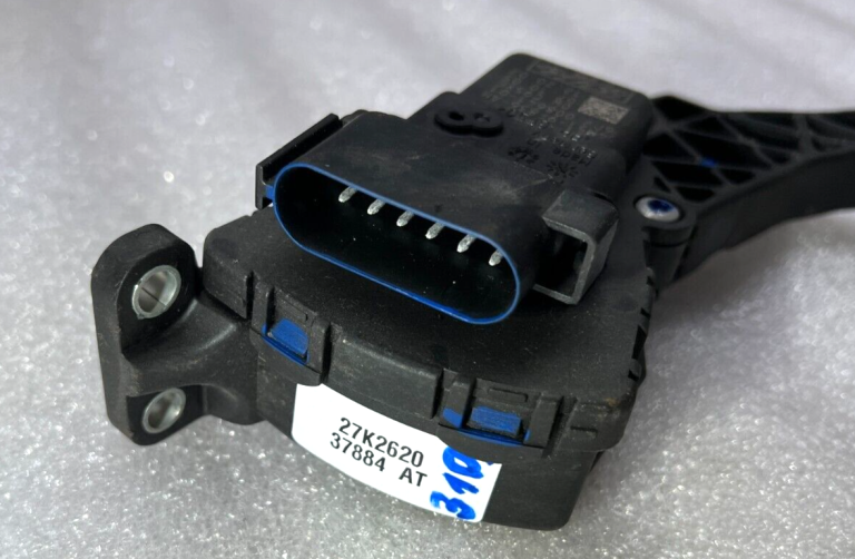 Mazda akseleratora pedāļa potenciometra elektroniskais modulis 4m519f836