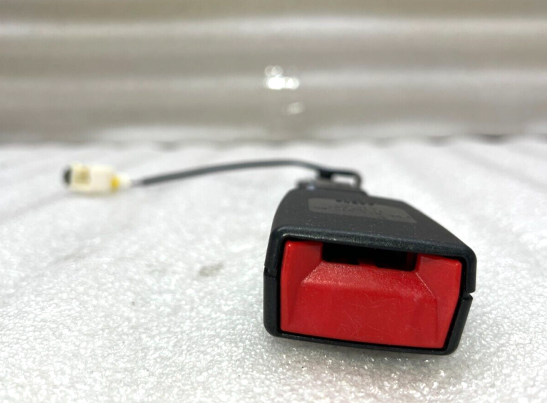 Citroen C3 Drošības jostas sprādze priekšējā kreisā labā 9687393180