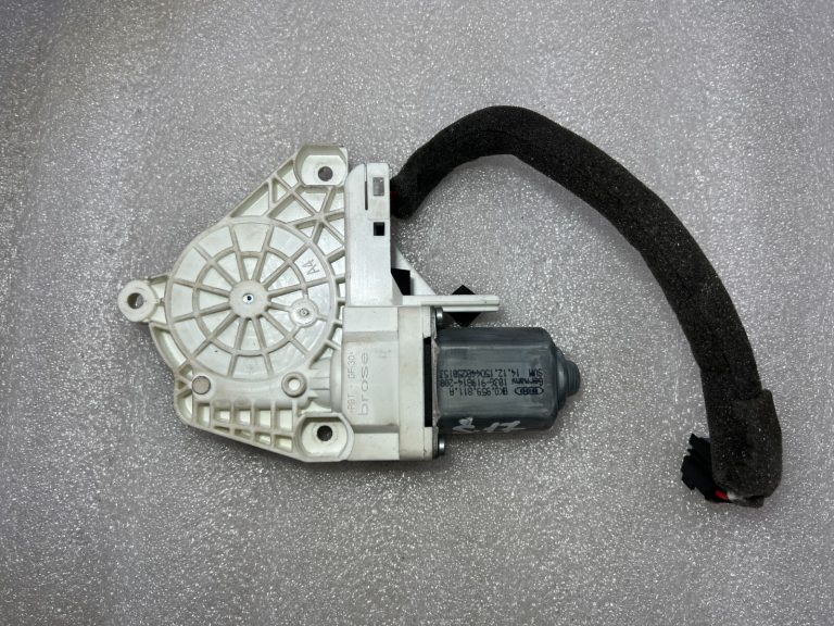 Skoda Yeti oriģināls logu motora durvju vadības bloks priekšējais kreisais 8k0959811a