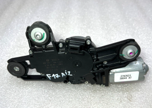 Ford Kuga I Aizmugurējā tīrītāja motors 8v41-17k441-ab