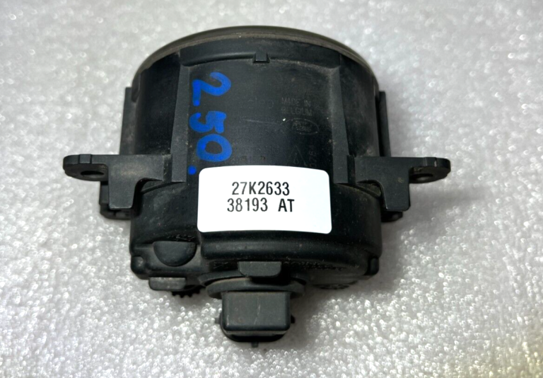 Ford Focus II priekšējais labais kreisais miglas lukturis 89210094