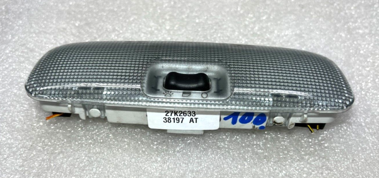 Ford Focus salona lasīšanas gaisma Interjera apgaismojums 3S7A-13776-AA