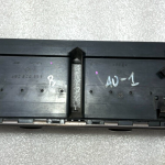 Audi A6 centrālās ventilācijas atveres sudraba krāsā 4B2820951