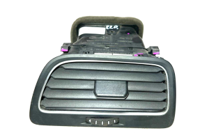 VW Golf VII Variant gaisa duša ventilācijas atveres labā 5g1819710b