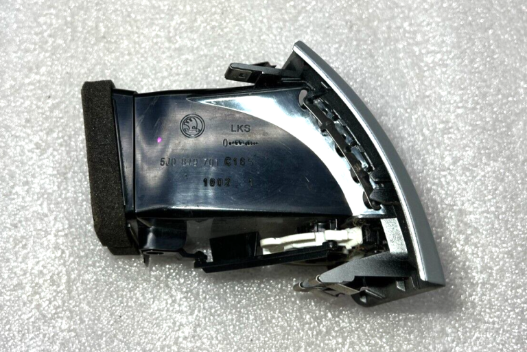Skoda Fabia Roomster ventilācijas atveres kreisā 5j0819701