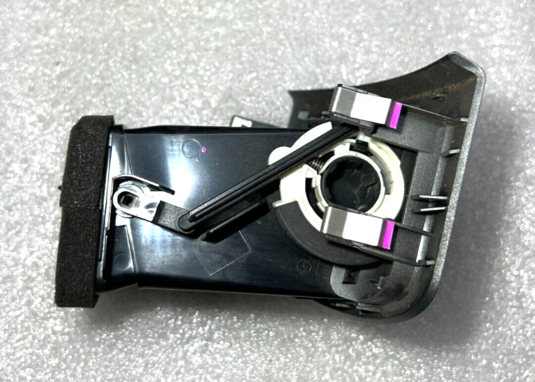 Skoda Fabia Roomster ventilācijas atveres kreisā 5j0819701